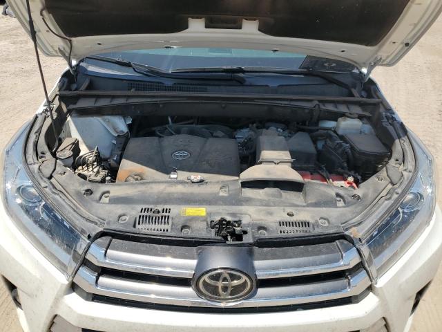 Photo 12 from auction – 2017 TOYOTA HIGHLANDER with VIN 5TDDZRFH8HS463456