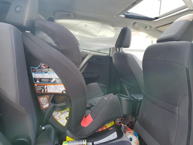 Photo 11 from auction – 2013 TOYOTA RAV4 XLE with VIN 2T3RFREVXDW034897