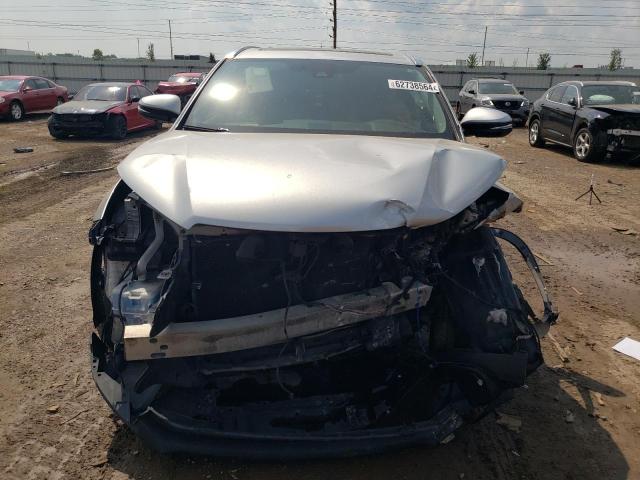Photo 5 from auction – 2017 TOYOTA HIGHLANDER with VIN 5TDDZRFH3HS384471