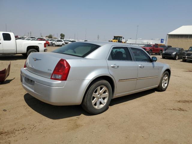Photo 3 from auction – 2007 CHRYSLER 300 with VIN 2C3LA43R87H822082