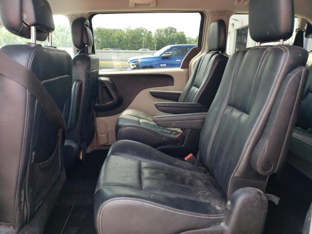 Photo 11 from auction – 2013 CHRYSLER TOWN & COU with VIN 2C4RC1BG8DR632268