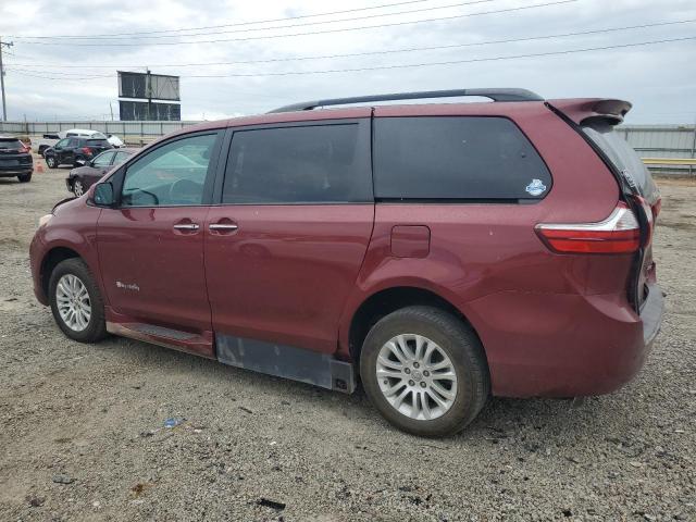 Photo 2 from auction – 2017 TOYOTA SIENNA XLE with VIN 5TDYZ3DC7HS857021