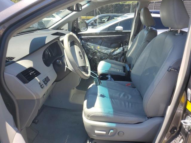 Photo 7 from auction – 2011 TOYOTA SIENNA XLE with VIN 5TDYK3DC0BS105382