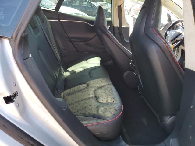 Photo 10 from auction – 2014 TESLA MODEL S with VIN 5YJSA1H16EFP35678
