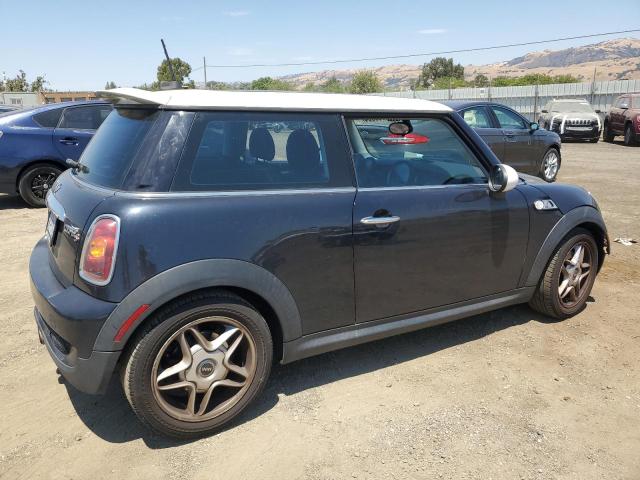 Photo 3 from auction – 2007 MINI COOPER S with VIN WMWMF73507TL87946