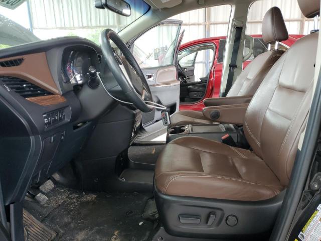 Photo 7 from auction – 2016 TOYOTA SIENNA XLE with VIN 5TDDK3DC8GS137289