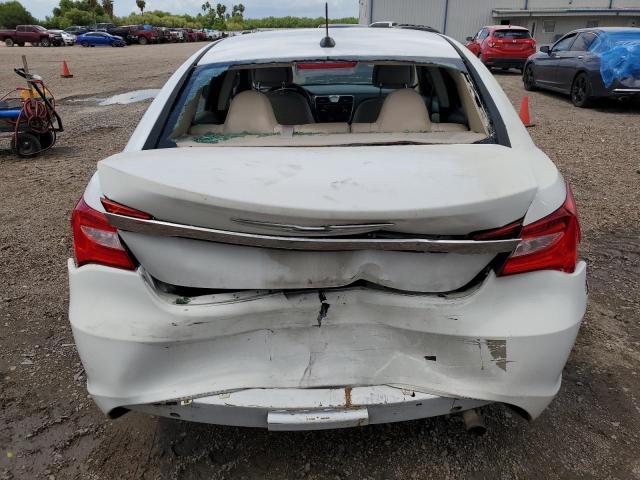 Photo 6 from auction – 2014 CHRYSLER 200 LX with VIN 1C3CCBAB5EN194720