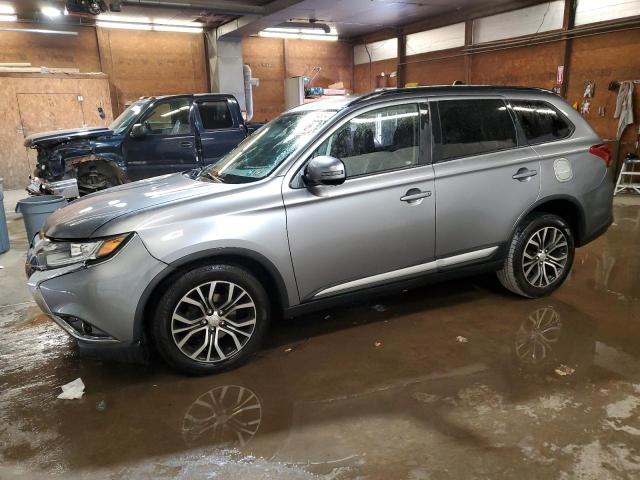 MITSUBISHI OUTLANDER 2016 with VIN JA4AZ3A32GZ007889 - Photo from auction