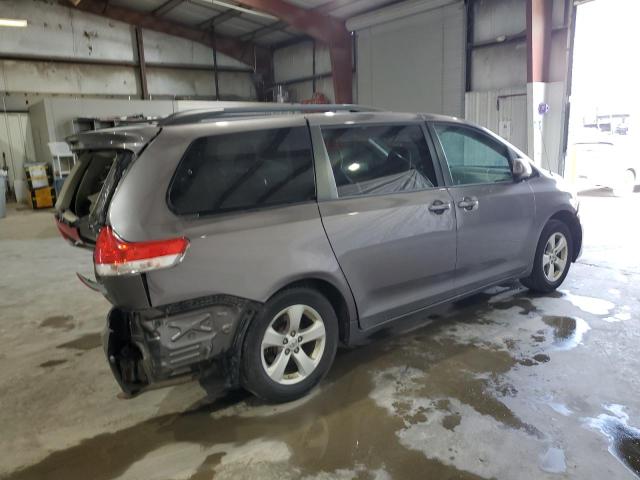 Photo 3 from auction – 2014 TOYOTA SIENNA LE with VIN 5TDKK3DC5ES420771