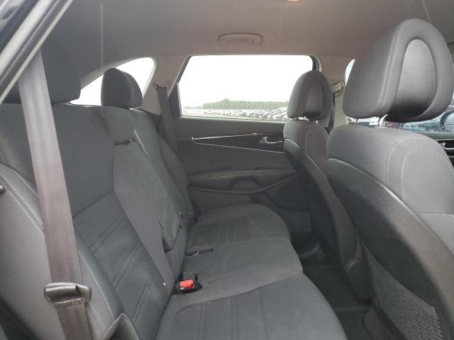Photo 11 from auction – 2016 KIA SORENTO LX with VIN 5XYPGDA34GG095919