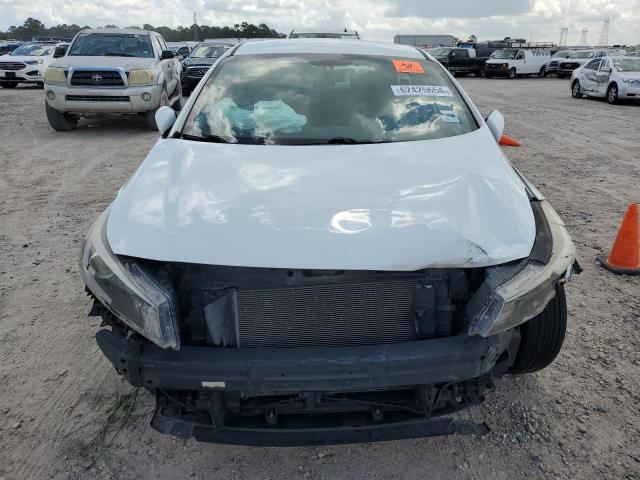 Photo 5 from auction – 2017 KIA FORTE LX with VIN KNAFK5A81H5718206