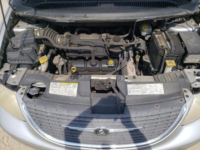 Photo 12 from auction – 2004 CHRYSLER TOWN & COU with VIN 2C4GP54L24R563137