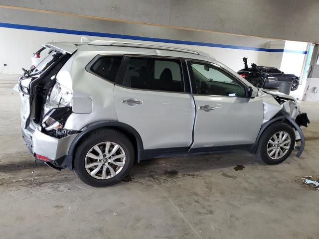 Photo 3 from auction – 2020 NISSAN ROGUE S with VIN JN8AT2MT4LW034007