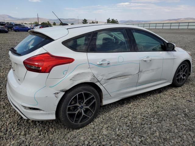 Photo 3 from auction – 2015 FORD FOCUS SE with VIN 1FADP3K21FL358556