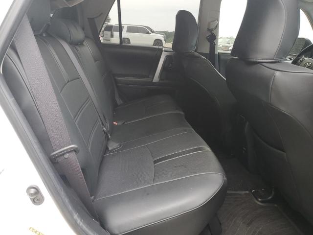 Photo 11 from auction – 2016 TOYOTA 4RUNNER SR with VIN JTEBU5JR9G5349867