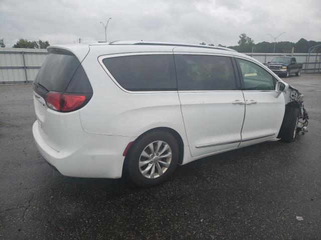 Photo 3 from auction – 2018 CHRYSLER PACIFICA T with VIN 2C4RC1BG9JR210599