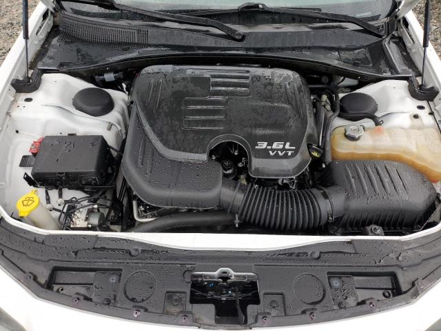 Photo 11 from auction – 2017 CHRYSLER 300 S with VIN 2C3CCABGXHH617924