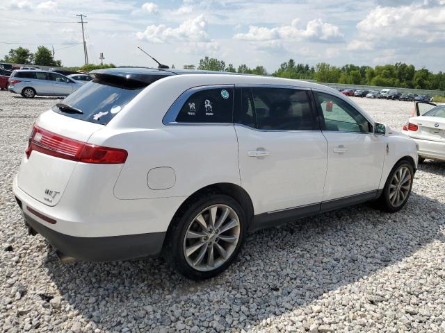 Photo 3 from auction – 2011 LINCOLN MKT with VIN 2LMHJ5AT4BBJ50040