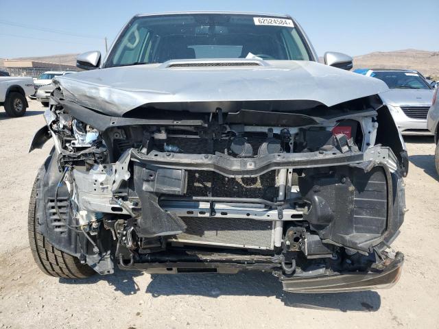 Photo 5 from auction – 2019 TOYOTA 4RUNNER SR with VIN JTEBU5JR2K5648044