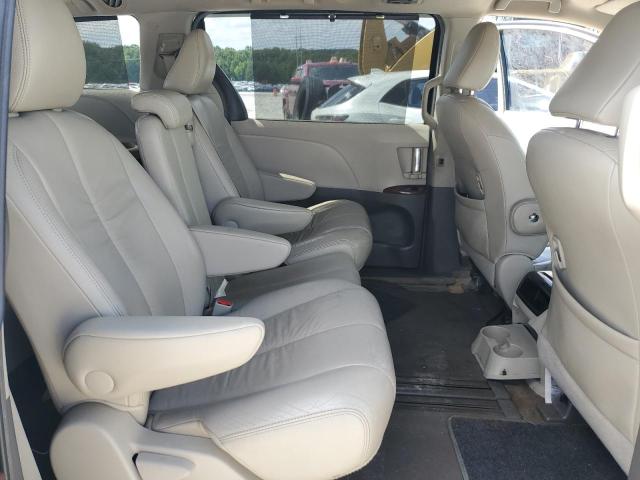 Photo 11 from auction – 2011 TOYOTA SIENNA XLE with VIN 5TDYK3DC0BS123722