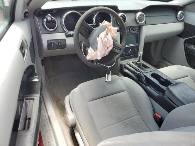 Photo 8 from auction – 2005 FORD MUSTANG with VIN 1ZVFT80N555133257