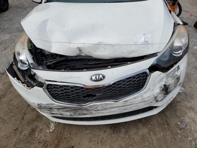 Photo 11 from auction – 2016 KIA FORTE LX with VIN KNAFK4A65G5611800