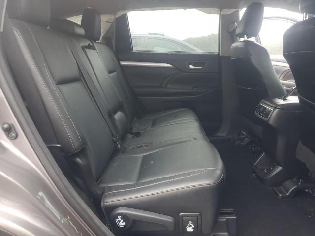 Photo 11 from auction – 2017 TOYOTA HIGHLANDER with VIN 5TDJZRFH7HS466965