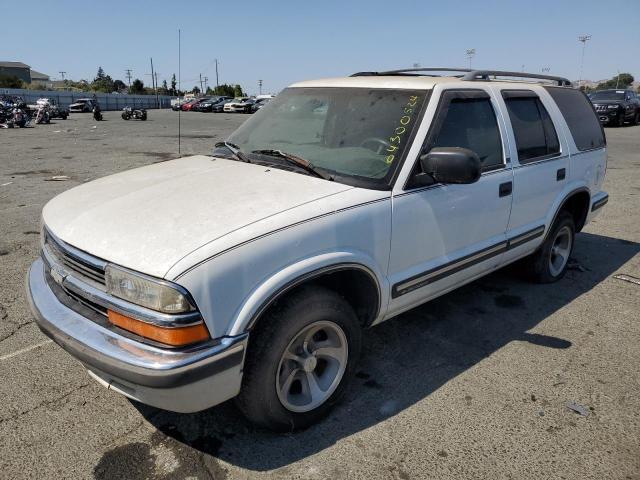 CHEVROLET BLAZER 1998 with VIN 1GNCS13W9W2170326 - Photo from auction