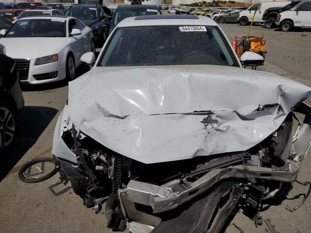 Photo 5 from auction – 2018 AUDI A4 PREMIUM with VIN WAUDNAF40JA123633