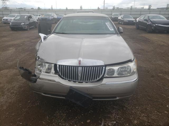 Photo 5 from auction – 2001 LINCOLN TOWN CAR E with VIN 1LNHM81W31Y732047