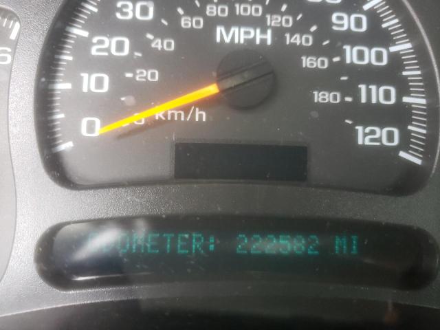 Photo 9 from auction – 2005 CHEVROLET SILVERADO with VIN 1GCEC19T85E120977