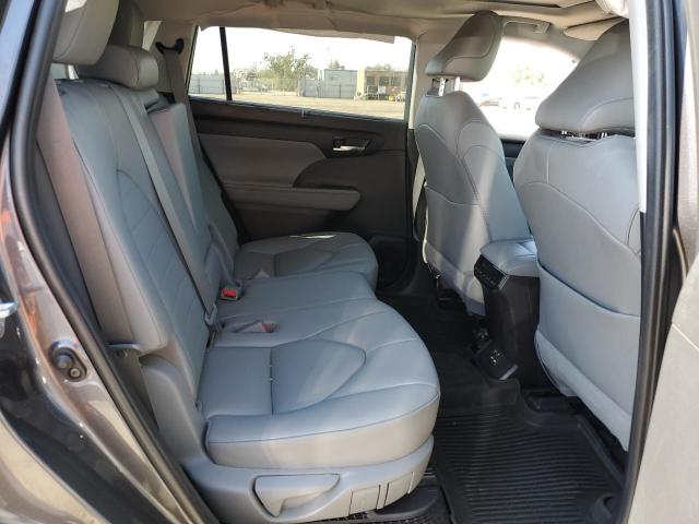 Zdjęcie 11 z aukcji – 2020 TOYOTA HIGHLANDER z VIN 5TDHBRCH1LS502360