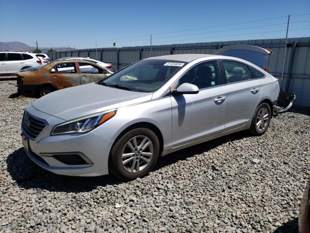 HYUNDAI SONATA SE 2017 with VIN 5NPE24AF2HH506549 - Photo from auction
