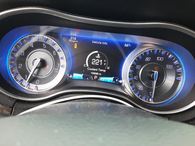 Photo 9 from auction – 2015 CHRYSLER 300C with VIN 2C3CCAEG0FH833015