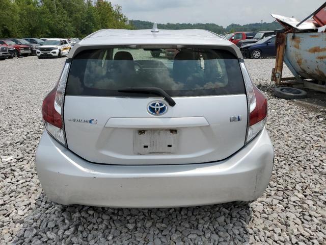 Photo 6 from auction – 2015 TOYOTA PRIUS C with VIN JTDKDTB32F1090499