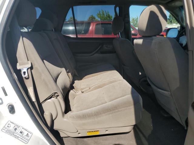 Photo 11 from auction – 2005 TOYOTA SEQUOIA SR with VIN 5TDBT44A45S235077