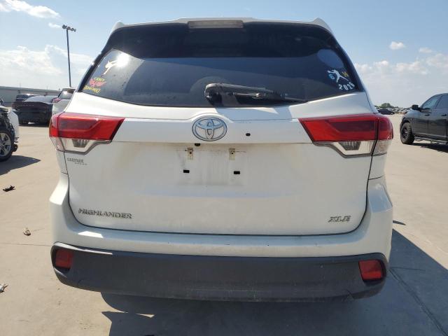 Photo 6 from auction – 2017 TOYOTA HIGHLANDER with VIN 5TDKZRFH7HS518504