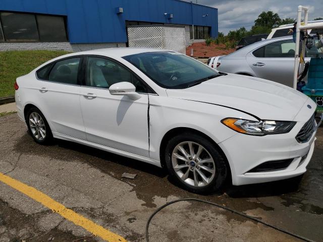 Photo 4 from auction – 2017 FORD FUSION SE with VIN 3FA6P0H72HR205960