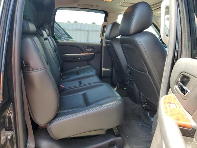 Photo 11 from auction – 2010 CHEVROLET AVALANCHE with VIN 3GNVKGE07AG102837