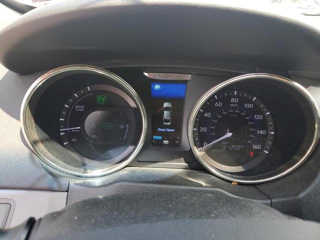 Photo 9 from auction – 2012 HYUNDAI SONATA HYB with VIN KMHEC4A46CA028207