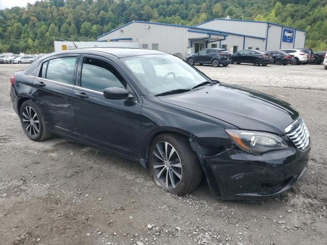 Photo 4 from auction – 2013 CHRYSLER 200 TOURIN with VIN 1C3CCBBB5DN516141