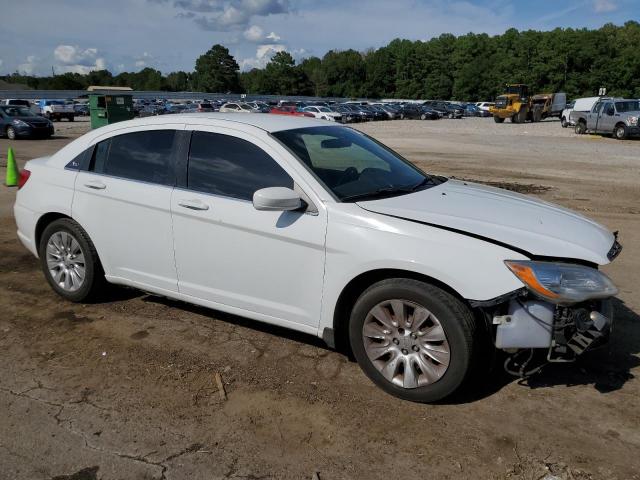 Photo 4 from auction – 2014 CHRYSLER 200 LX with VIN 1C3CCBAB0EN124297