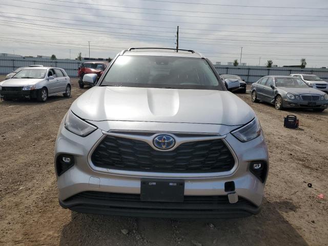 Photo 5 from auction – 2023 TOYOTA HIGHLANDER with VIN 5TDKBRCH4PS590297
