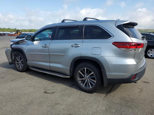 Photo 2 from auction – 2018 TOYOTA HIGHLANDER with VIN 5TDJZRFH1JS546591