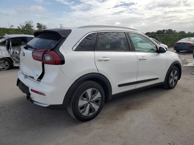 Фото 3 с аукциона – 2018 KIA NIRO FE с VIN KNDCB3LC3J5188466