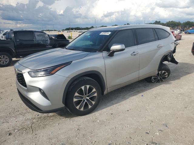 Photo 1 from auction – 2021 TOYOTA HIGHLANDER with VIN 5TDGZRAH3MS517583