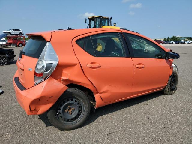 Photo 3 from auction – 2012 TOYOTA PRIUS C with VIN JTDKDTB33C1007075