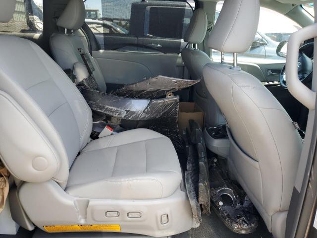 Photo 11 from auction – 2016 TOYOTA SIENNA XLE with VIN 5TDYK3DC5GS701840