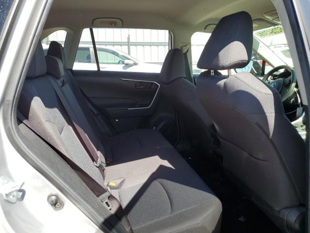 Photo 10 from auction – 2019 TOYOTA RAV4 LE with VIN JTMF1RFV2KD006408