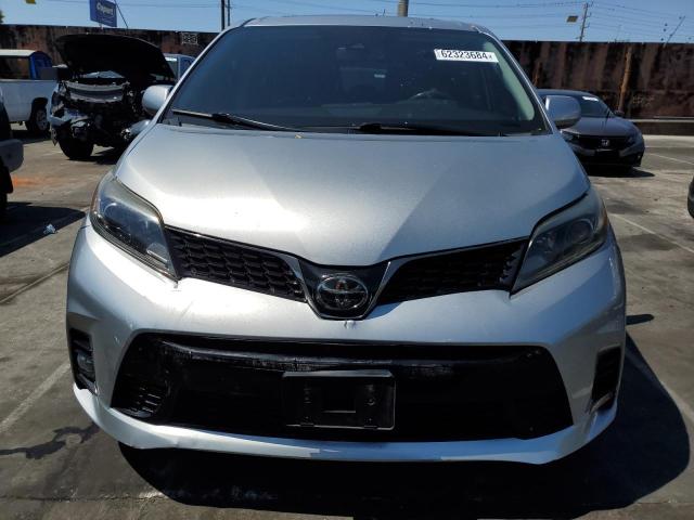Photo 5 from auction – 2019 TOYOTA SIENNA SE with VIN 5TDXZ3DC8KS997307